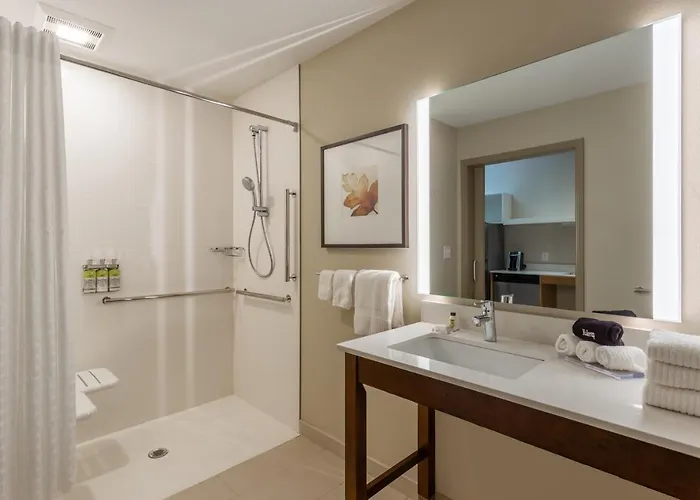 Candlewood South-medical Center By Ihg 2*