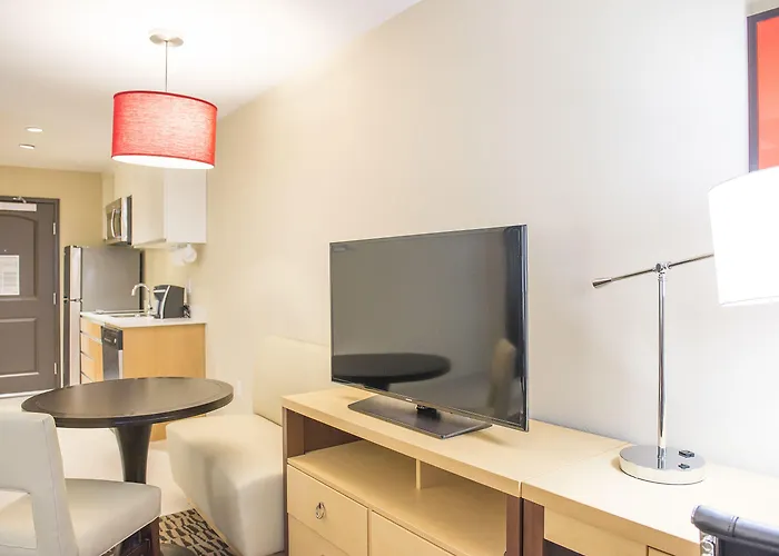 Hotel Candlewood South-medical Center By Ihg Fargo
