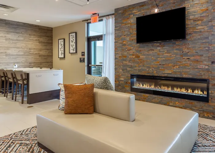 Candlewood South-medical Center By Ihg 2* Fargo