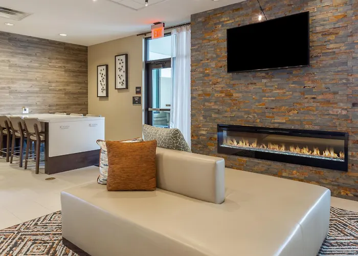 Hotel Candlewood South-medical Center By Ihg Fargo